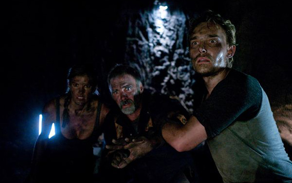 Film: Beneath - Abstieg in die Finsternis - Bild8