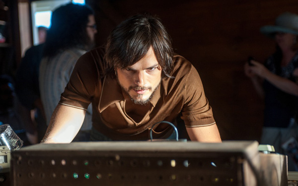 Film: jOBS - Die Erfolgsstory von Steve Jobs - Bild1