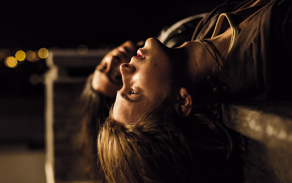 Film: Feriado. Erste Liebe (OmU)