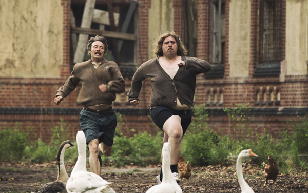 Film: Men & Chicken
