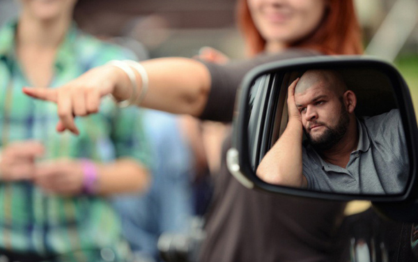 Film: Redirected - Ein fast perfekter Coup - Bild1
