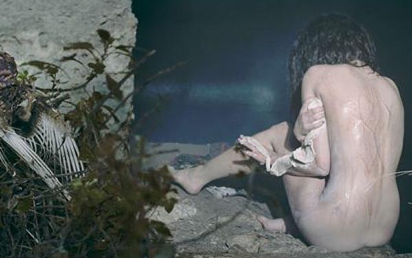 Film: Spring - Love Is a Monster - Bild4