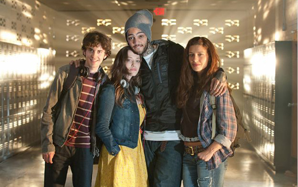 Film: To Write Love on Her Arms - Bild6