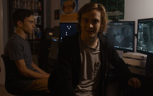 Film: The Good Neighbor - Jeder hat ein dunkles Geheimnis - Bild1