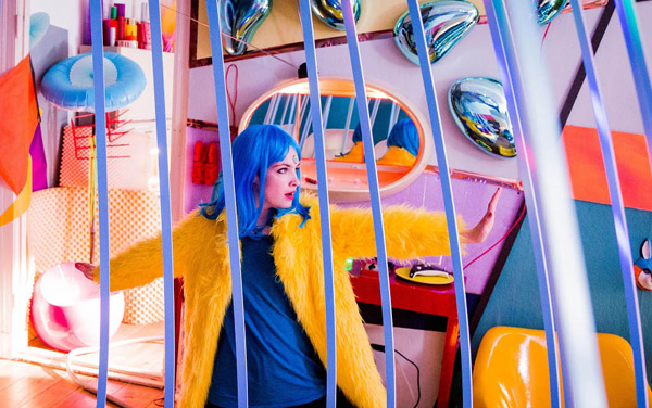 Film: Electric Girl