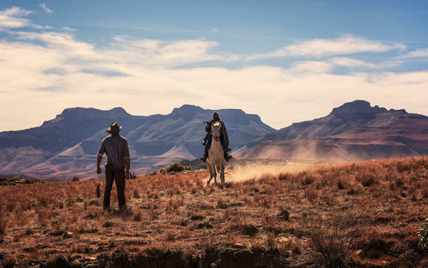 Film: Five Fingers for Marseilles - Bild2