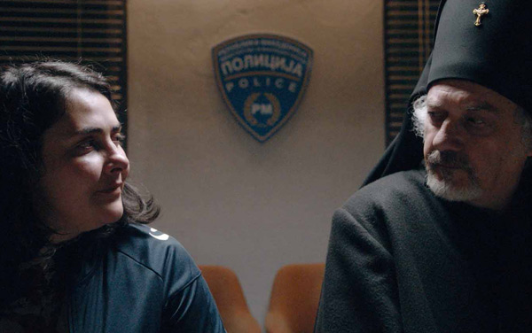 Film: Gott existiert, ihr Name ist Petrunya - Bild3
