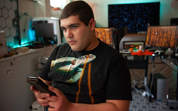 Film: HOW TO SELL DRUGS ONLINE (FAST) (Staffel 1) - Bild2