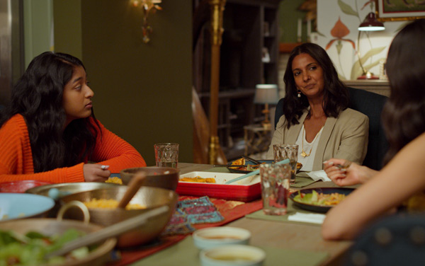 Film: Noch nie in meinem Leben (Staffel 1) - Bild4