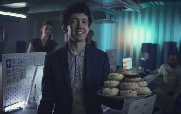 Film: HOW TO SELL DRUGS ONLINE (FAST) (Staffel 3) - Bild4