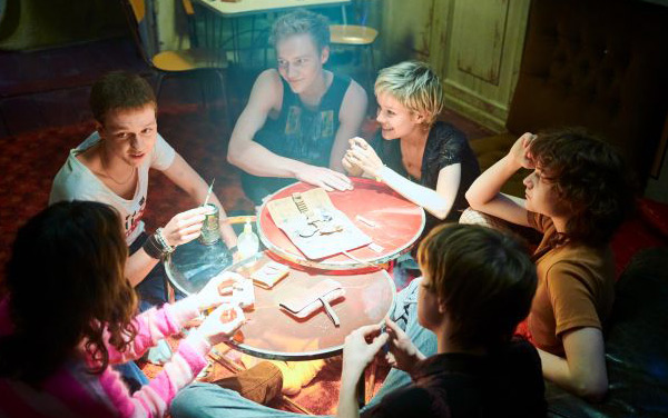 Film: Wir Kinder vom Bahnhof Zoo (2021) - Bild3